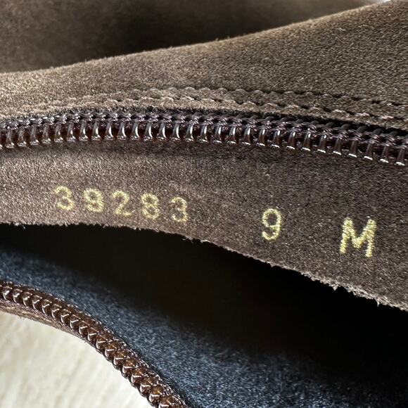 La Canadienne NWOB Shaine Waterproof Front Zip Wedge Bootie Size 9M Brown - Picture 8 of 10